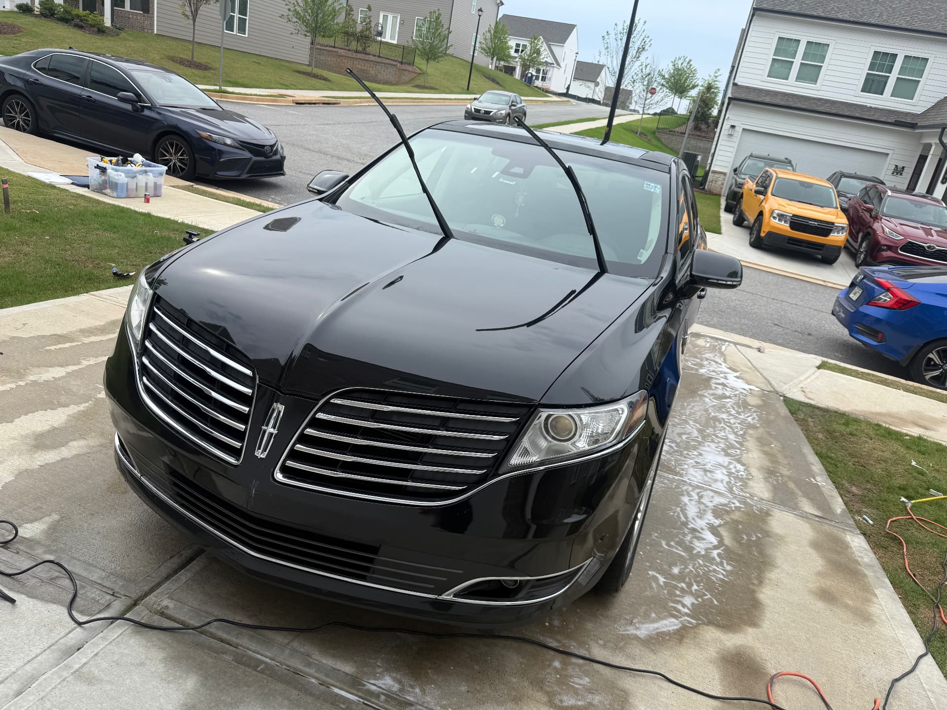 Lincoln MKT Full Detail
